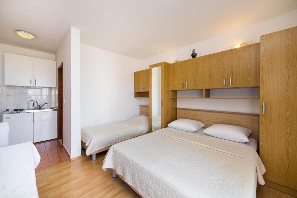 Apartments Slavena Gradac  Kültér fotó