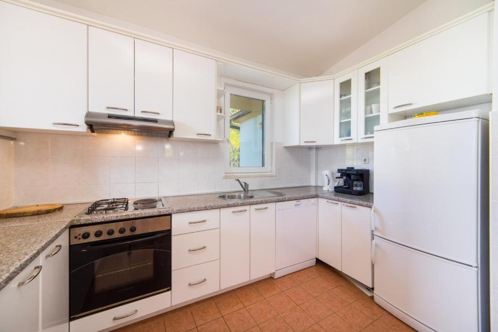 Apartments Slavena Gradac  Kültér fotó